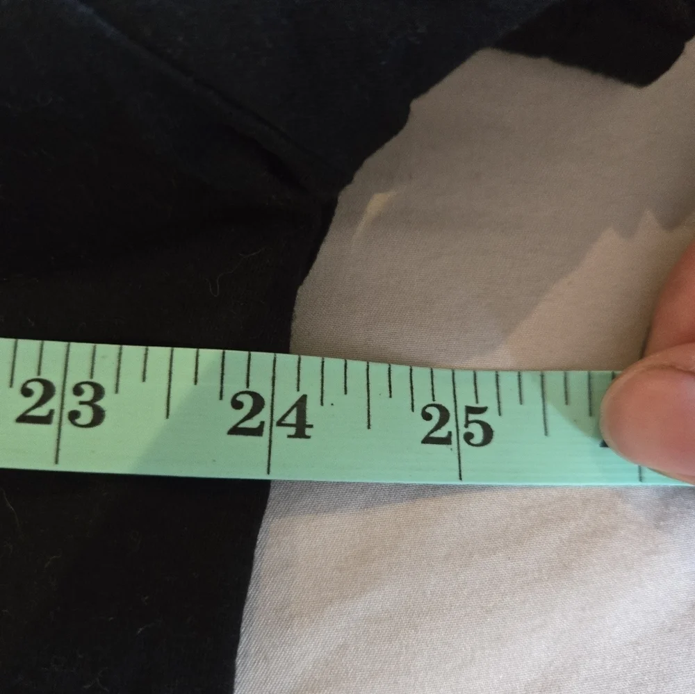 Wanderlust | Black & White Oversized T-Shirt 'La Mama', Size XS - Picture 6 of 6